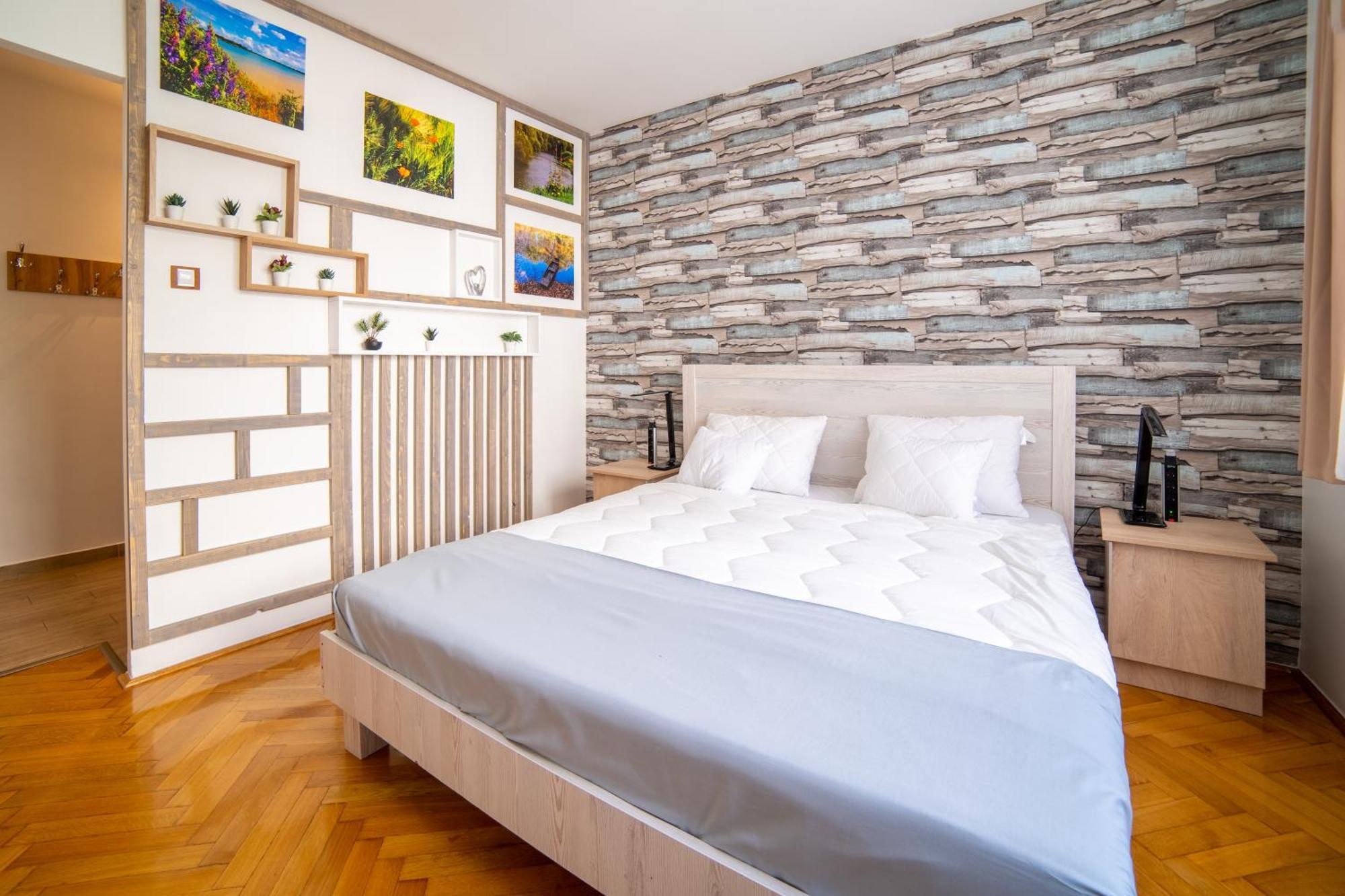 Comfort 14 -- Stylish City Apartment Netflix, Wi-Fi & Parking Miskolc Dış mekan fotoğraf